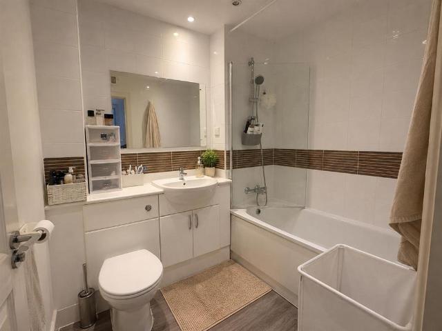 Flat for sale in Roding Riverside, Greater London