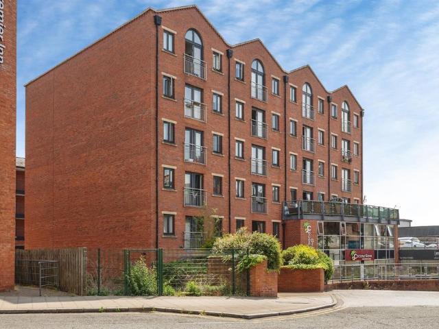 Flat for sale in Newtown, Two Mills