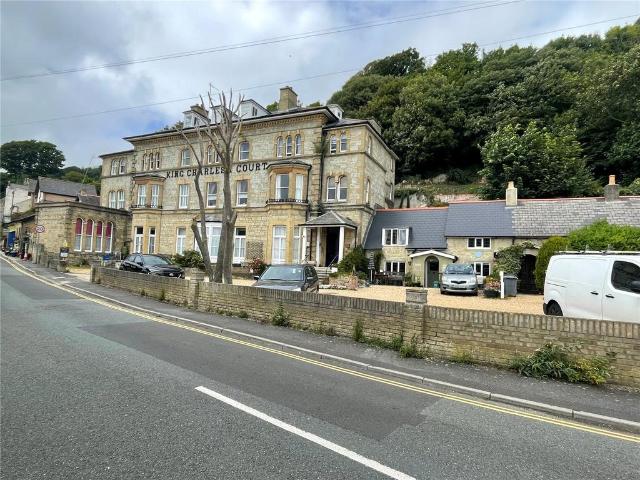 Flat for sale in Cowlease, Ventnor