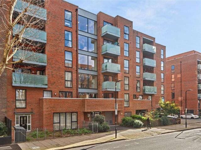 Flat for sale in Greater London