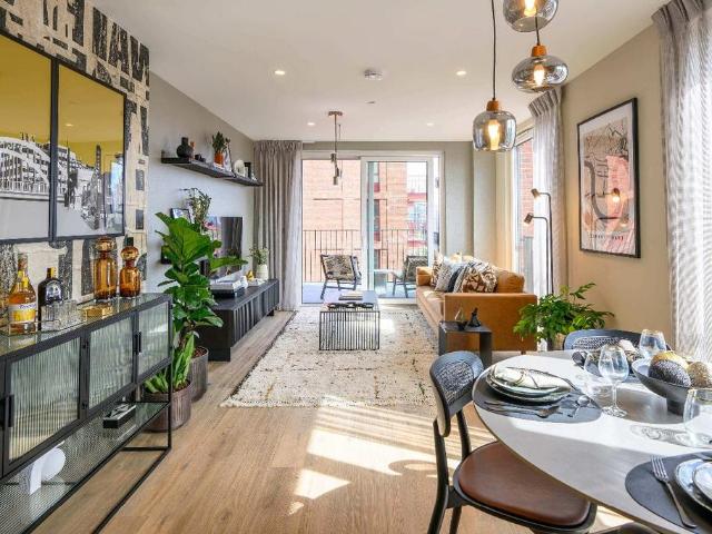 Flat for sale in Blackwall, Greater London