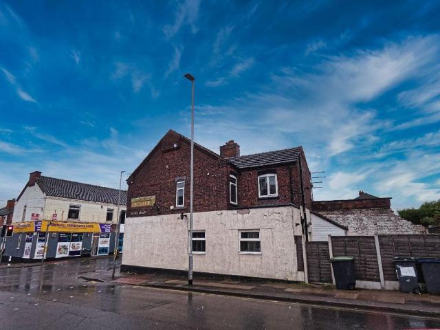 Flat for sale in Basford, Stoke