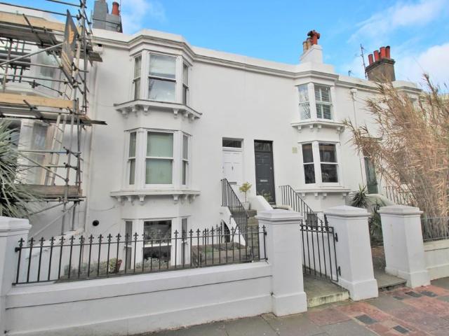 Flat for sale in Brunswick, Brighton & Hove