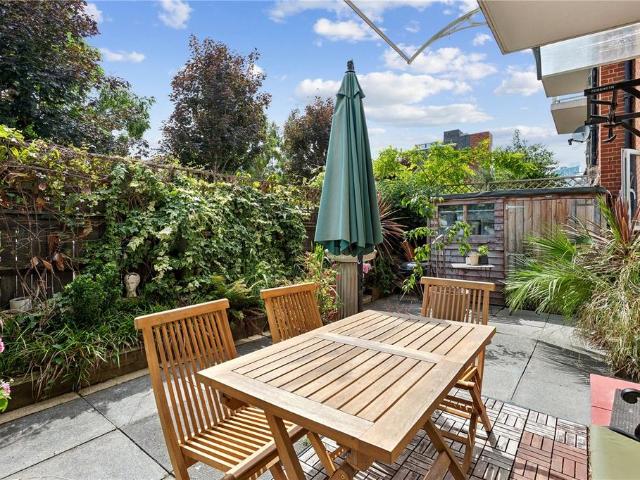 Flat for sale in Spitalfields, Whitechapel