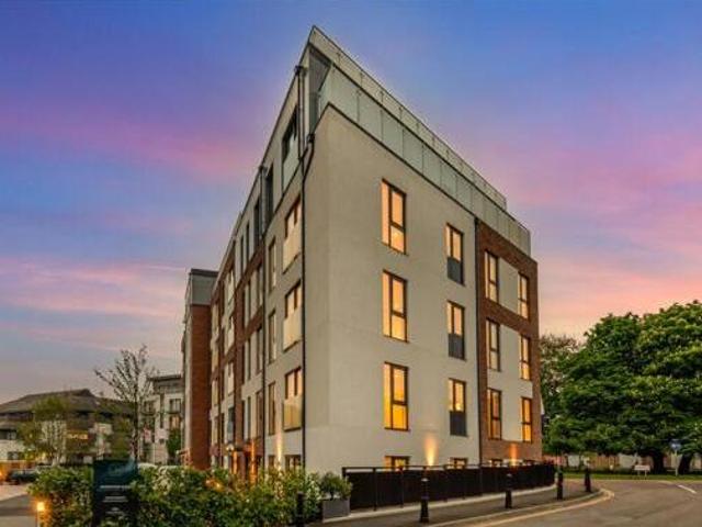 House for sale in Roffey, Horsham