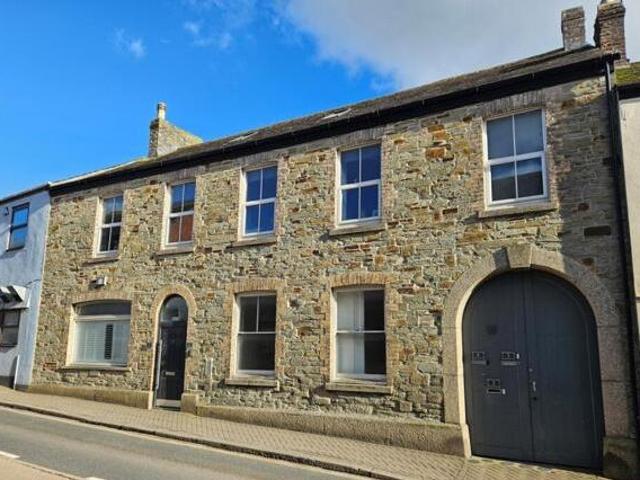 House for sale in Lostwithiel, Cornwall