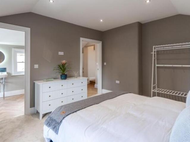 Apartment for sale in Brayford, Lincolnshire
