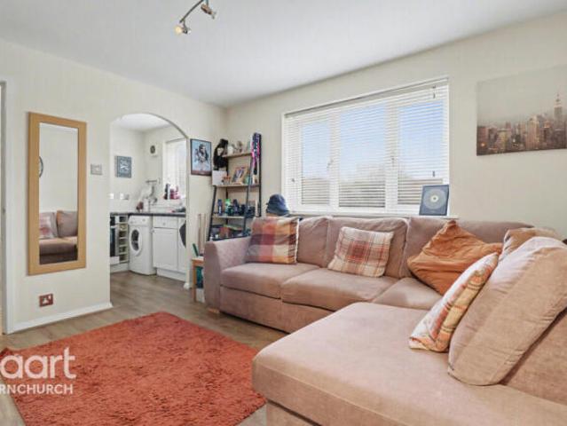 Apartment for sale in Hornchurch, Greater London