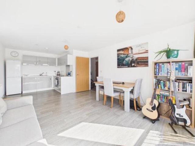 Apartment for sale in Gloucester, Gloucestershire