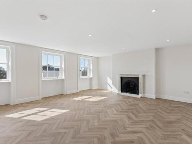 Apartment for sale in Ewens Farm, Golden Valley