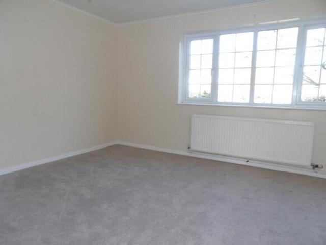 Apartment for sale in Swindon