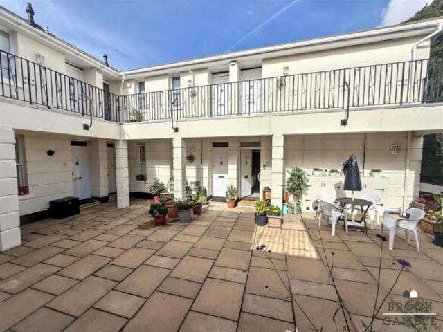 Apartment for sale in The Bridge, Kent