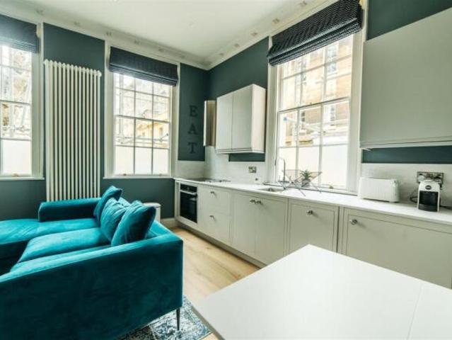 Apartment for sale in Kingsmead, Bath