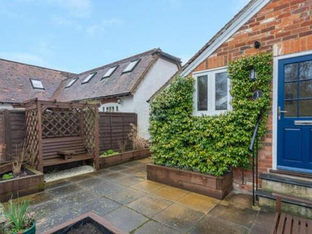 House for sale in Caldecott, Dromore