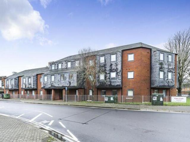 House for sale in Caldecott, Dromore
