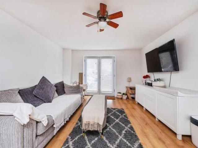 Apartment for sale in Newport Pagnell
