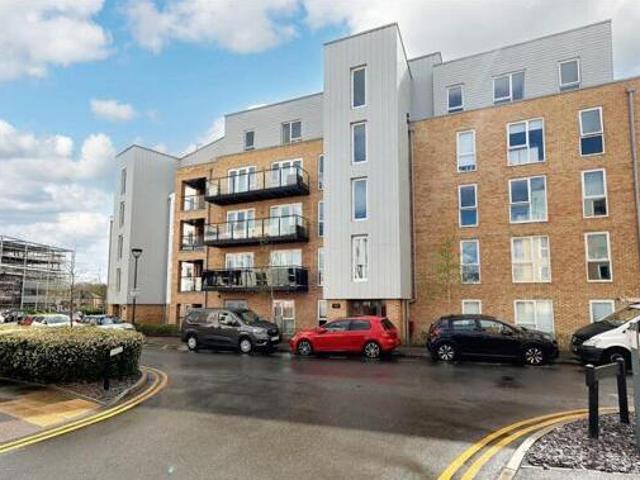 House for sale in Row Town, Surrey