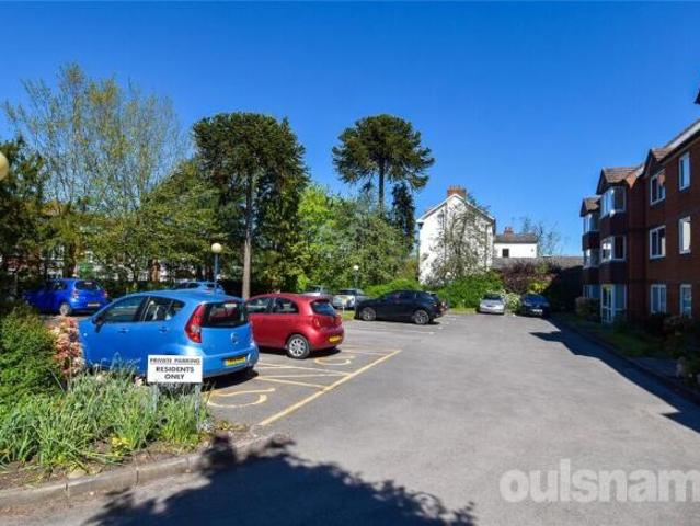 Apartment for sale in West Midlands