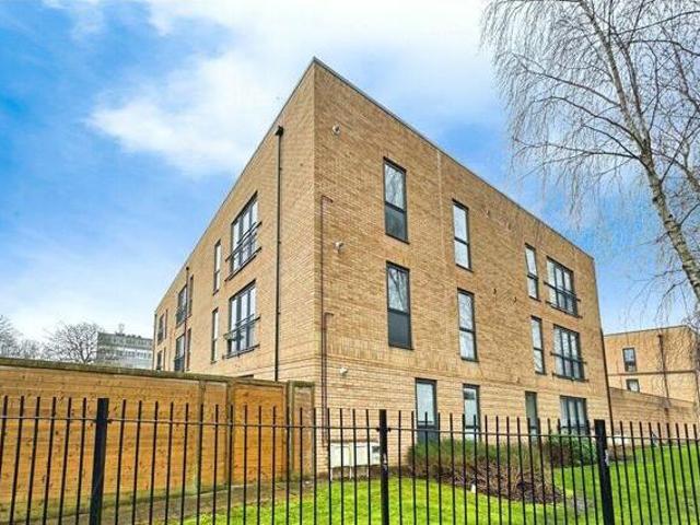 House for sale in North Town, Aldershot