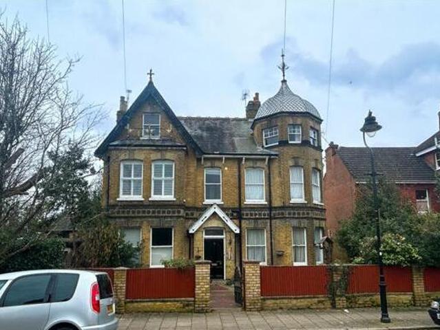 House for sale in Cargate, Aldershot