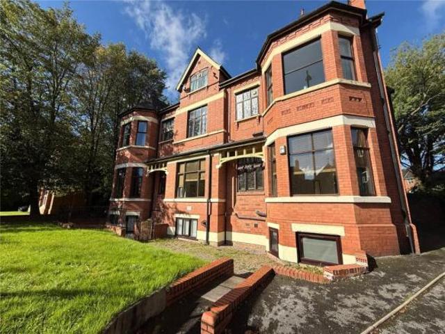 Apartment for sale in West Didsbury, Manchester