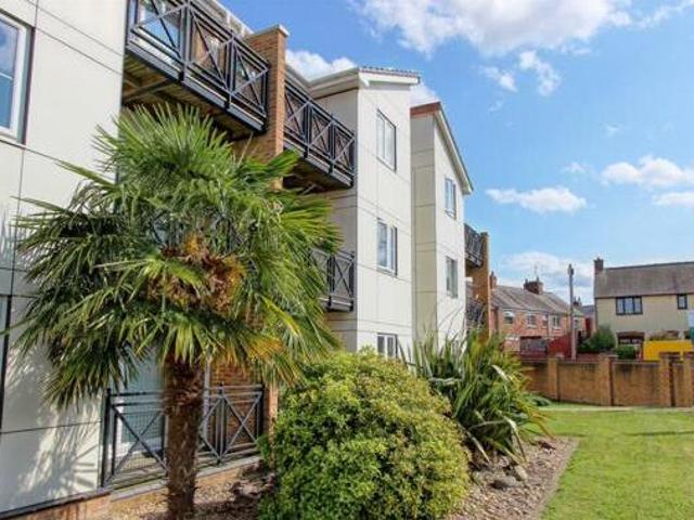 House for sale in Loundsley Green, East Midlands