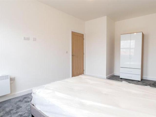 Apartment for sale in Leeds, West Yorkshire