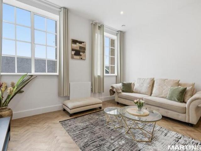 Apartment for sale in Moulsham, Chelmsford