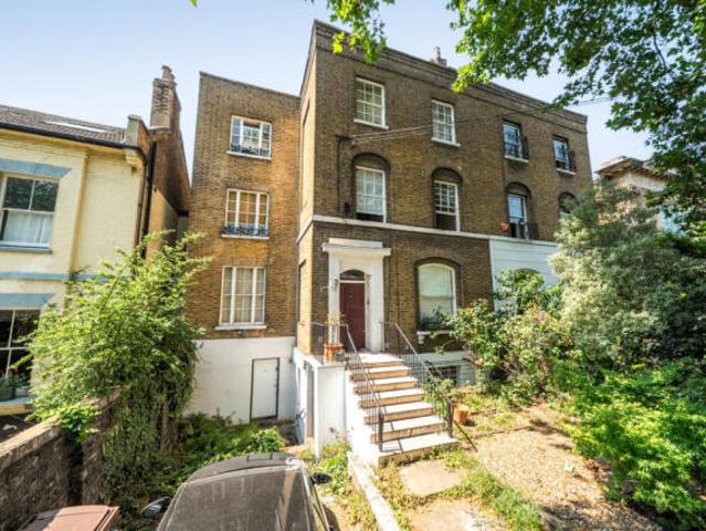 Apartment for sale in Peckham, Greater London