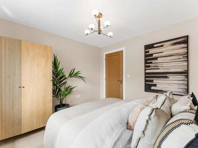 Apartment for sale in Eastern Green, West Midlands