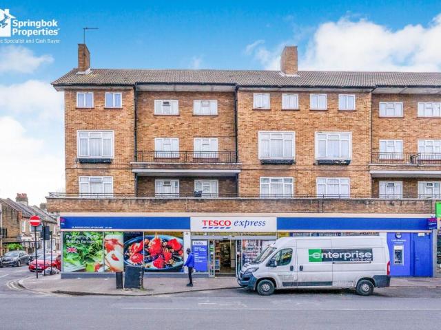 Apartment for sale in East Ham