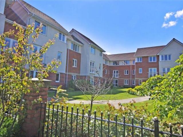 Apartment for sale in Grappenhall, Warrington