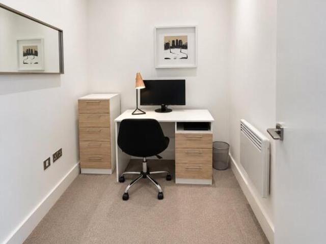 Apartment for sale in Slough