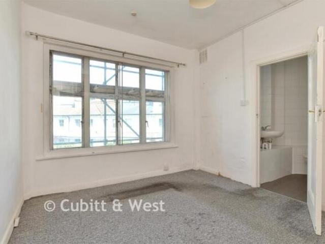 Apartment for sale in Brighton & Hove