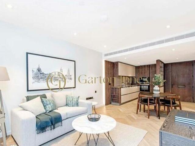 House for sale in City of London, Greater London