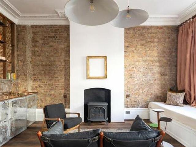 House for sale in Lyons, Greater London