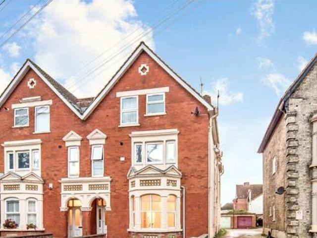 House for sale in Bedford