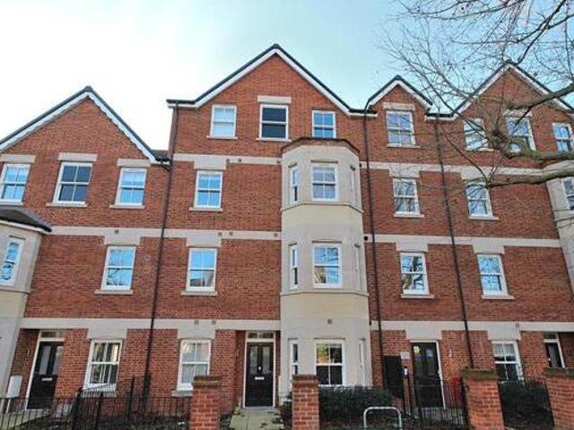 House for sale in Bedford