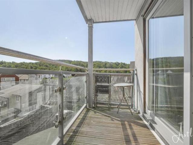 Apartment for sale in Green Quarter, Scotland