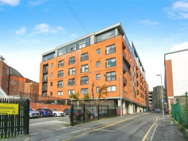 Apartment for sale in Calderstones