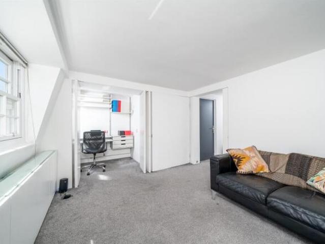 Apartment for sale in Seven Dials, Bloomsbury
