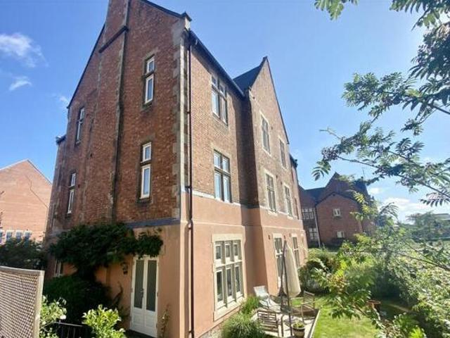 House for sale in City of London, Greater London