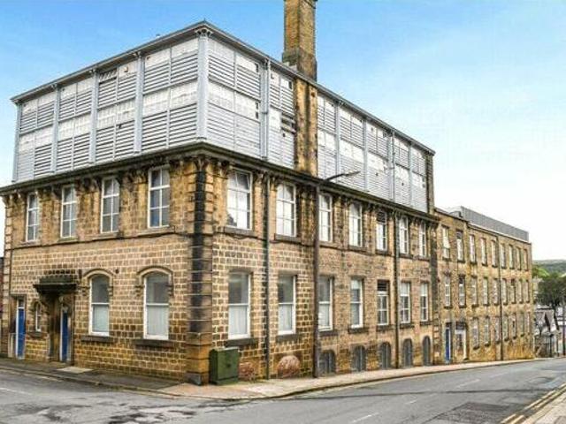 House for sale in Priestthorpe, Bradford
