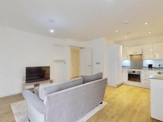 Apartment for sale in Highgate, Greater London
