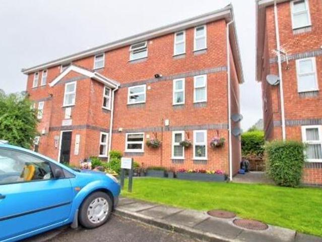 House for sale in Queen's Park, Blackburn