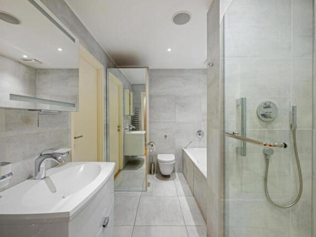 Apartment for sale in Cat Hill
