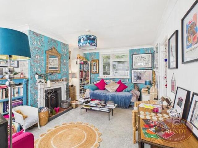 Apartment for sale in Black Bourton, Oxfordshire