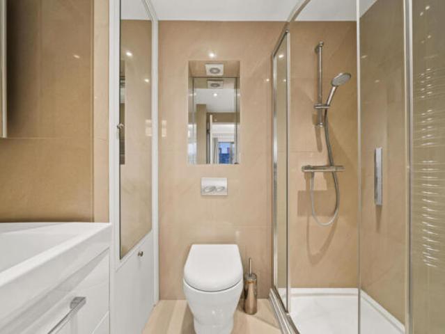 Apartment for sale in Belgravia, Greater London