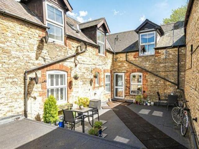 House for sale in Radstone Fields, Brackley