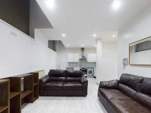 House for sale in Little Germany, West Yorkshire